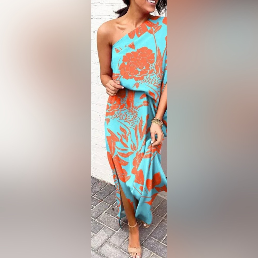 NWOT Long one sleeve one shoulder maxi dress